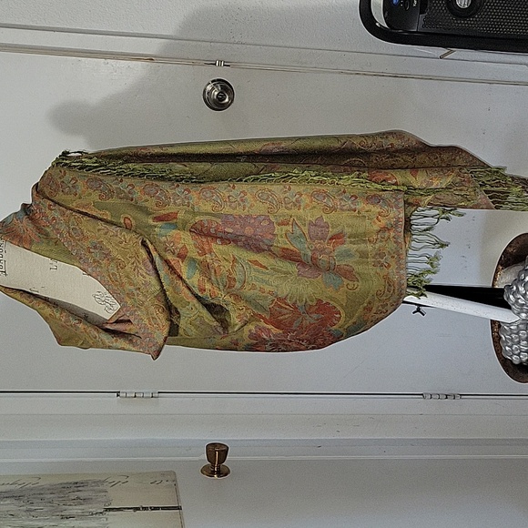 CASHMERE Multicolor Paisley Wrap/Shawl/Large Scarf